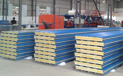 贵南彩钢岩棉板房多少钱一平米