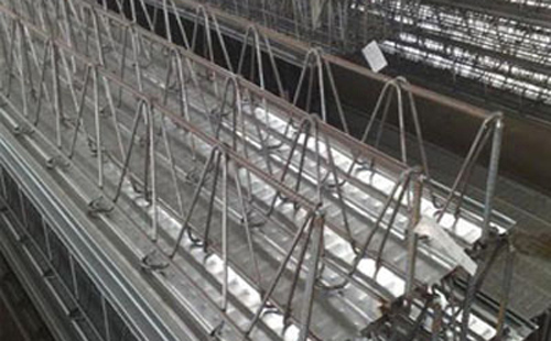 施工必看：贵南青海贵南楼承板工程四大原则与关键数据——从排版到栓钉一次讲透